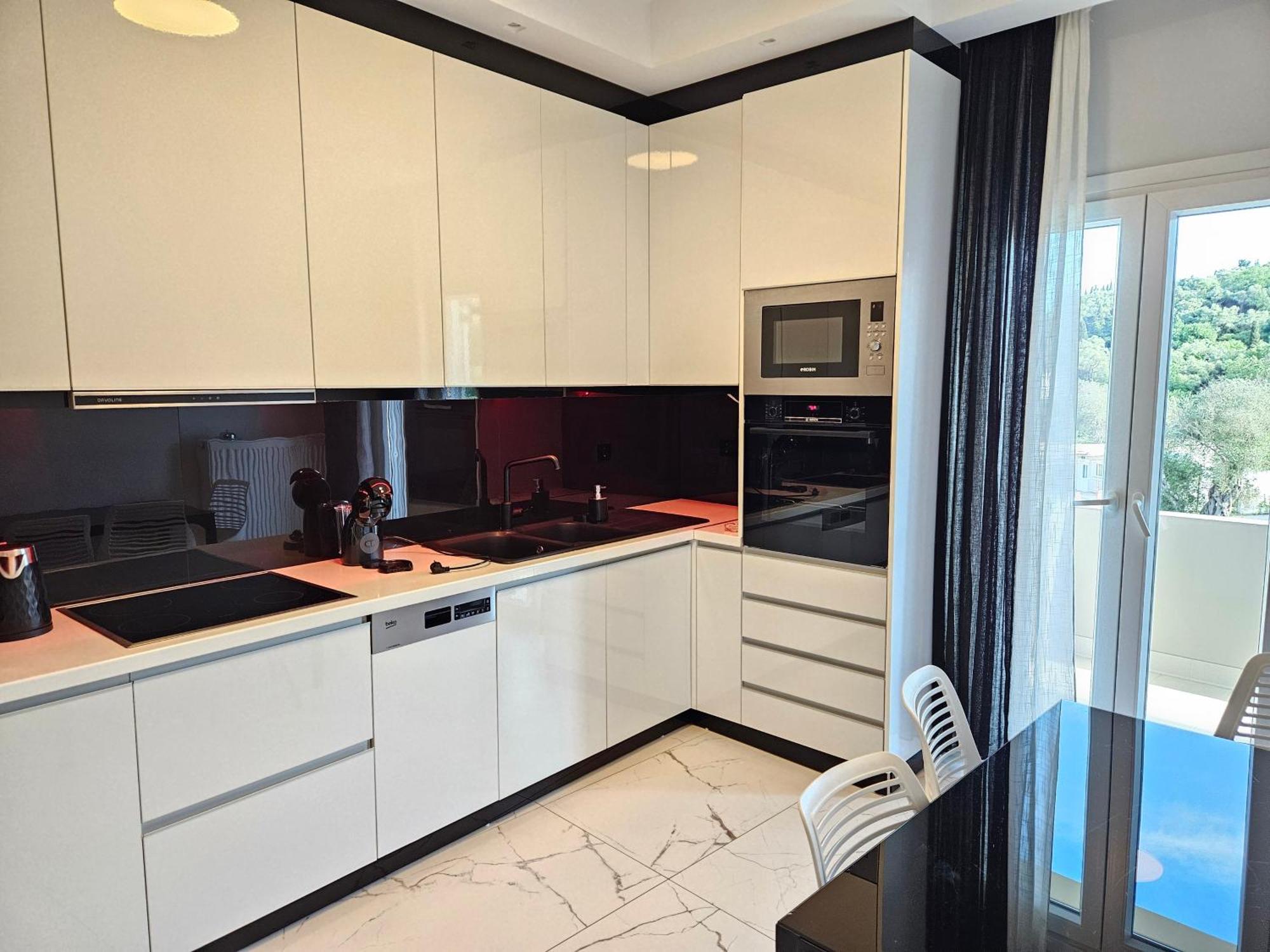 Grey Luxury House Appartement Ypsos Buitenkant foto
