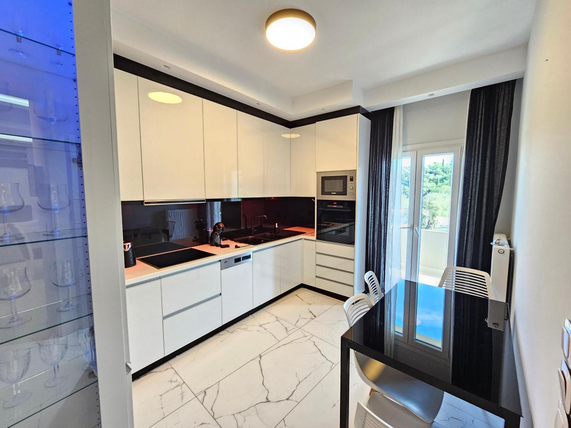 Grey Luxury House Appartement Ypsos Buitenkant foto
