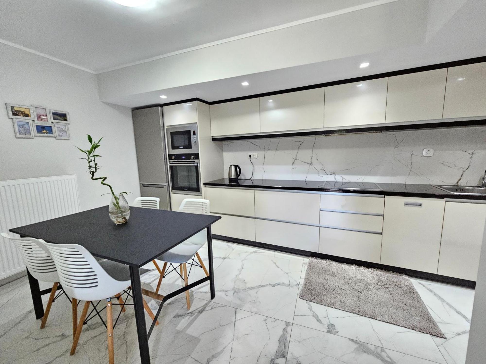 Grey Luxury House Appartement Ypsos Buitenkant foto