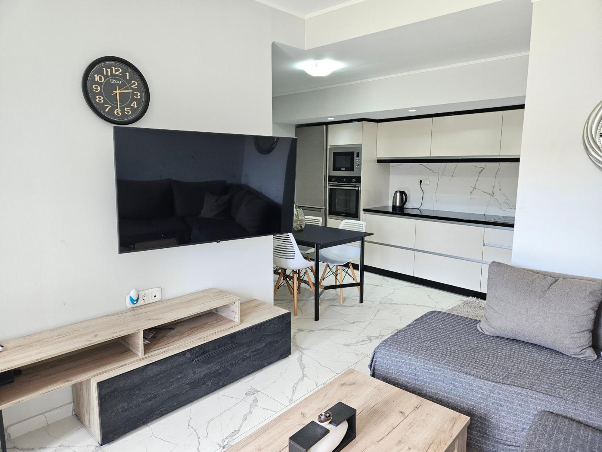 Grey Luxury House Appartement Ypsos Buitenkant foto