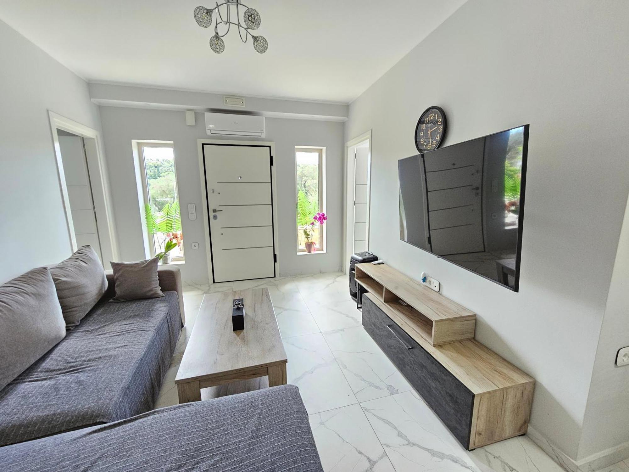 Grey Luxury House Appartement Ypsos Buitenkant foto
